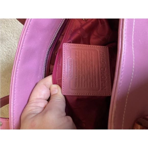 Vintage Pink Coach Leather Tote Bag With Silver Hardware - Heavily Used - Picture 8 of 16